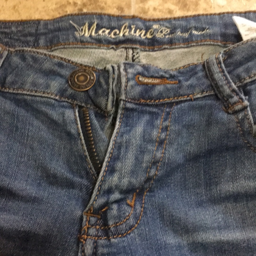 shorts . - Picture 4 of 4